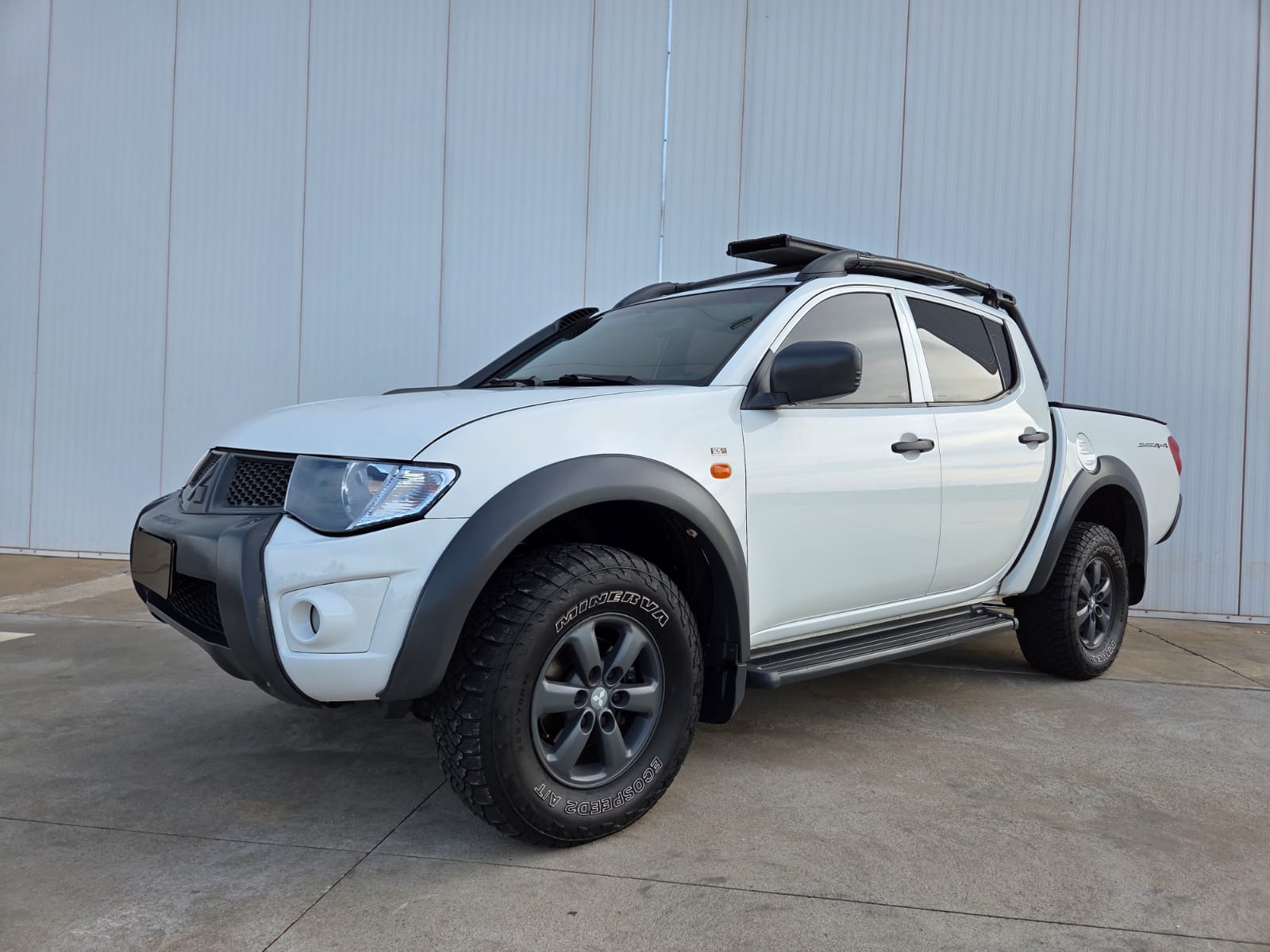 Mitsubishi L200 TRITON