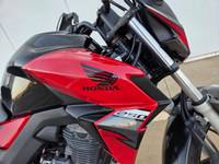 Foto 7 de Honda CB250