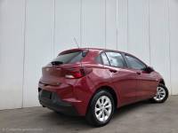 Foto 2 de Chevrolet ONIX